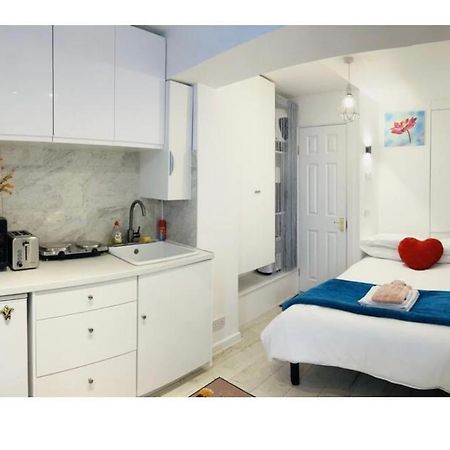 Central Haven - Walk To Beach, Train Station & City Center Brighton Екстериор снимка